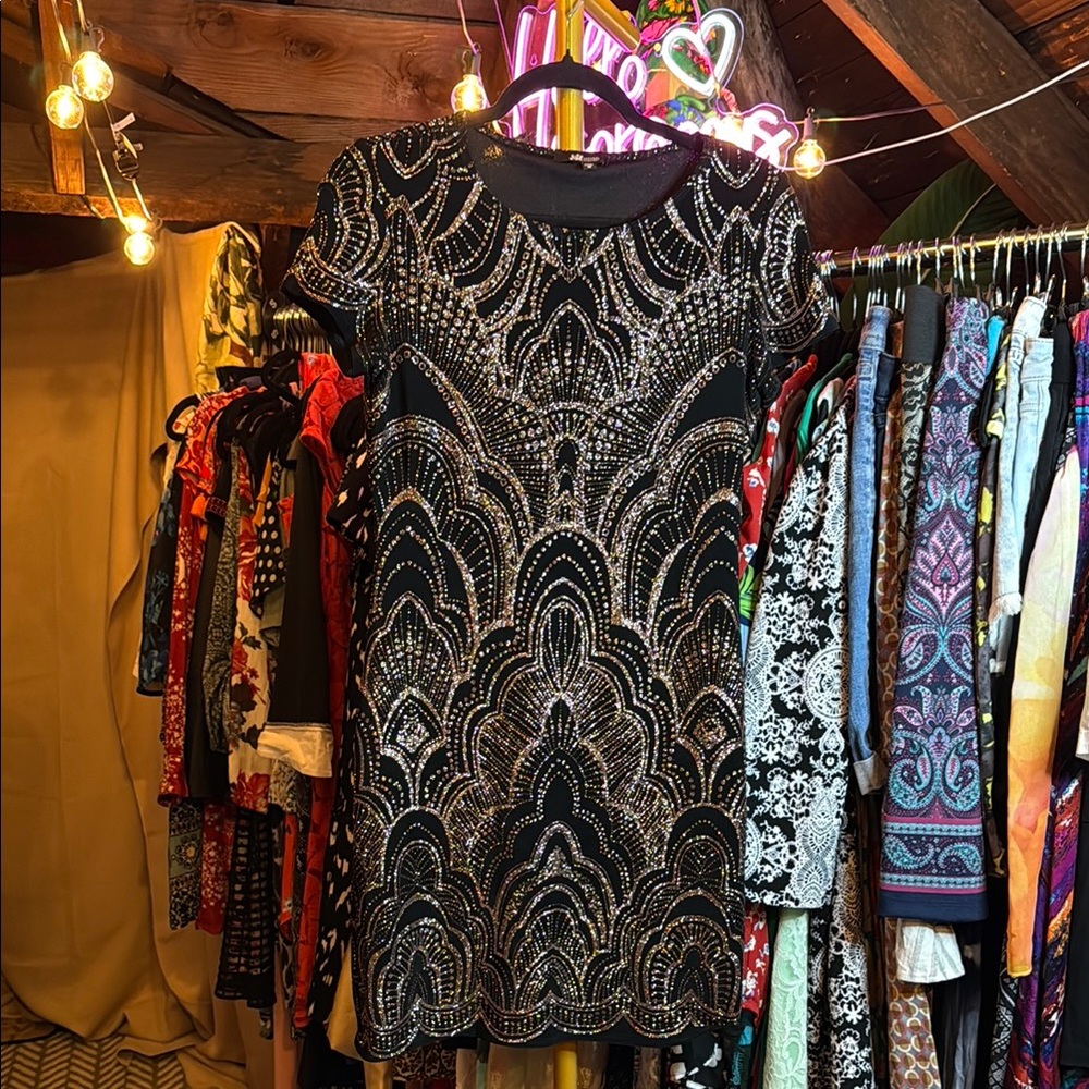 Jump Black and Silver Sequin Sheath Cocktail Dress